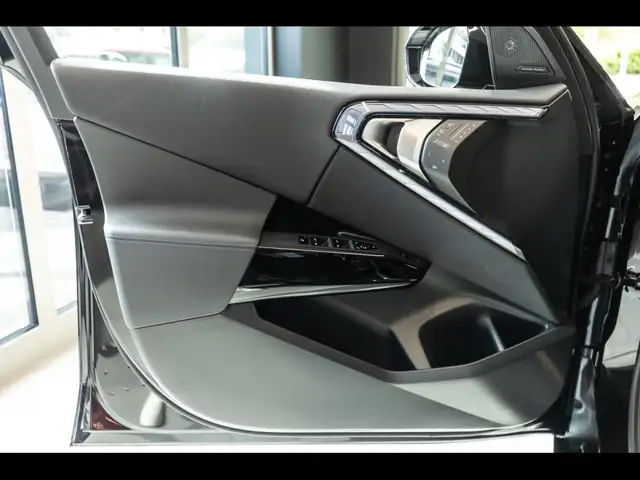 BMW X3 M view 10