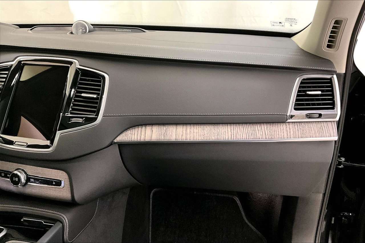 2024 Volvo XC90 ULTIMATE BRIGHT BOWERS & WILKINS - 22'' WHEELS - F thumb 16