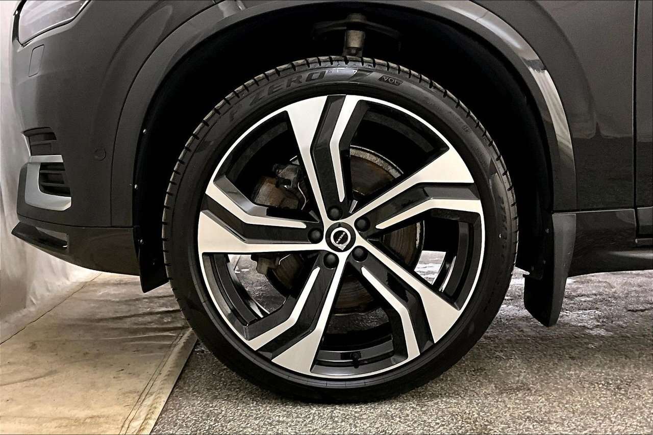 2024 Volvo XC90 ULTIMATE BRIGHT BOWERS & WILKINS - 22'' WHEELS - F thumb 8
