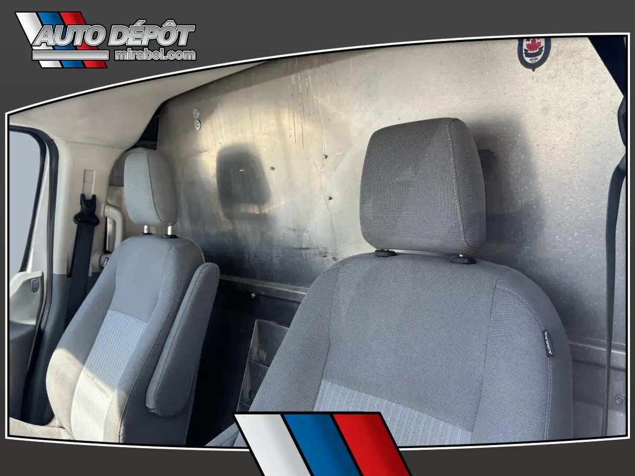 Ford Transit Cargo Van снимка Ford Transit Cargo Van