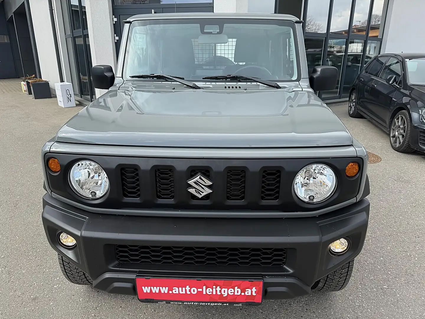 Suzuki Jimny Jimny 1,5 VVT Allgrip N1 Grau - 2