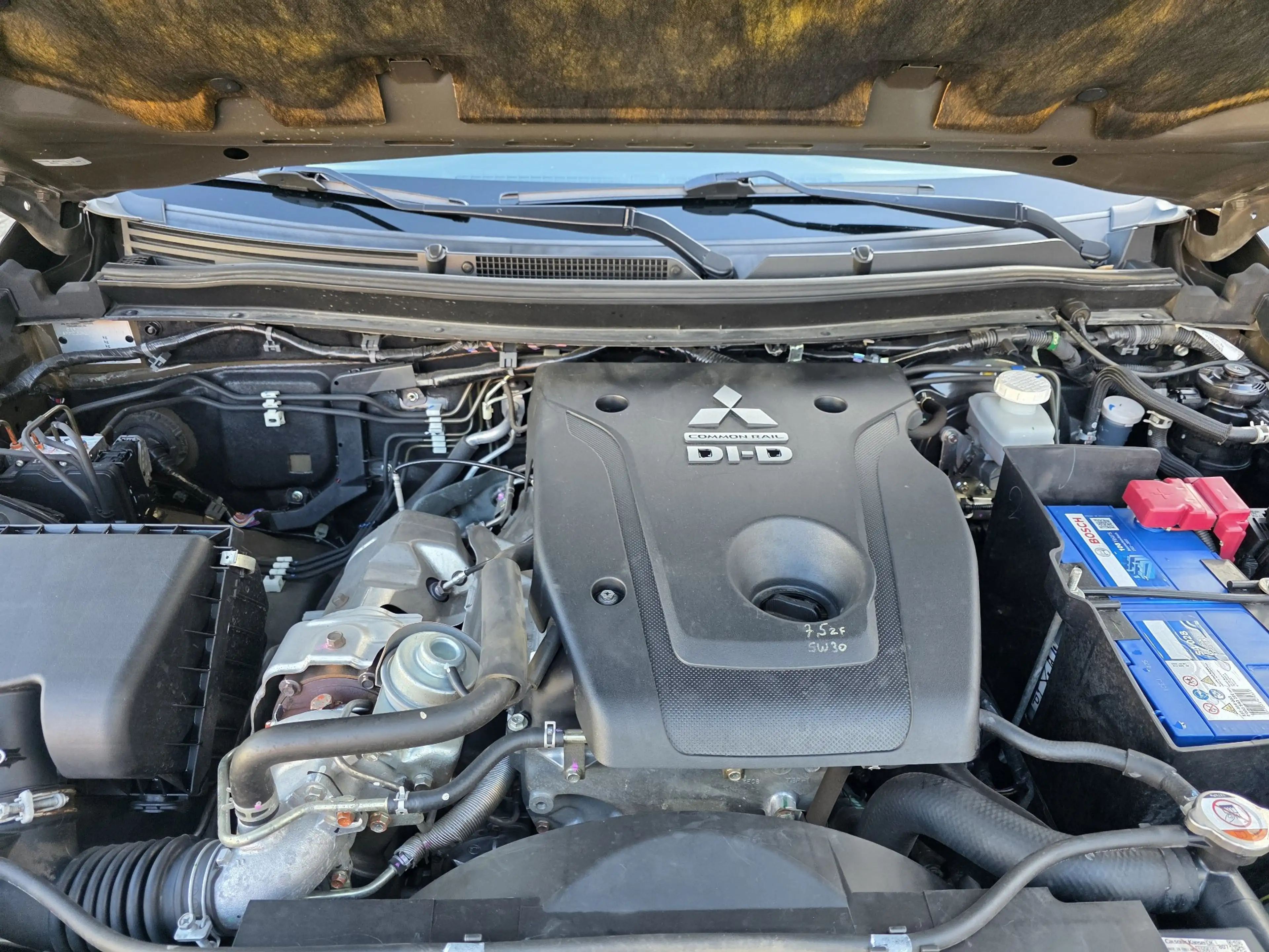 Mitsubishi L200 L 200 2.4 DI-D 4WD Intense — photo 11
