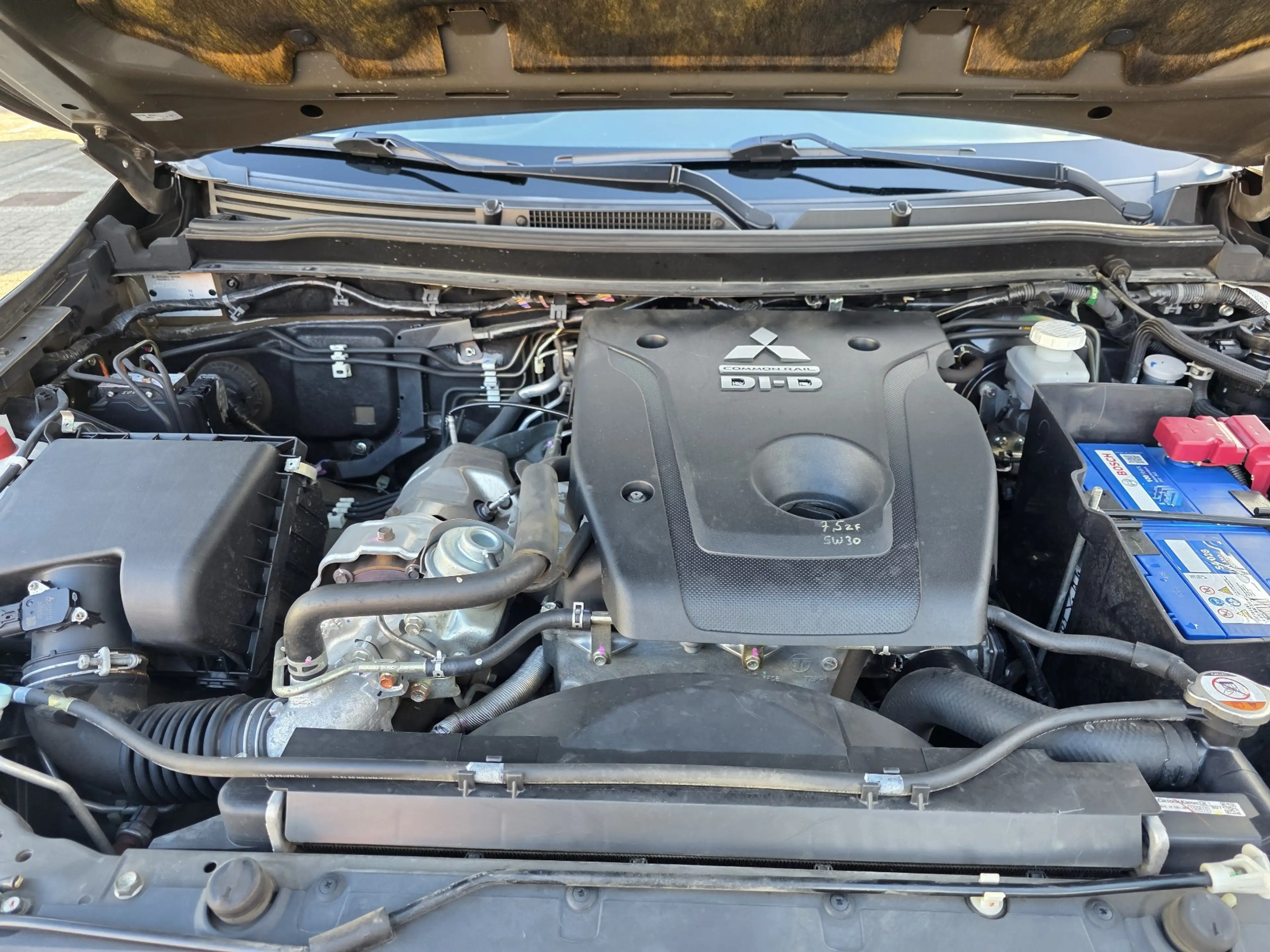 Mitsubishi L200 L 200 2.4 DI-D 4WD Intense — photo 12