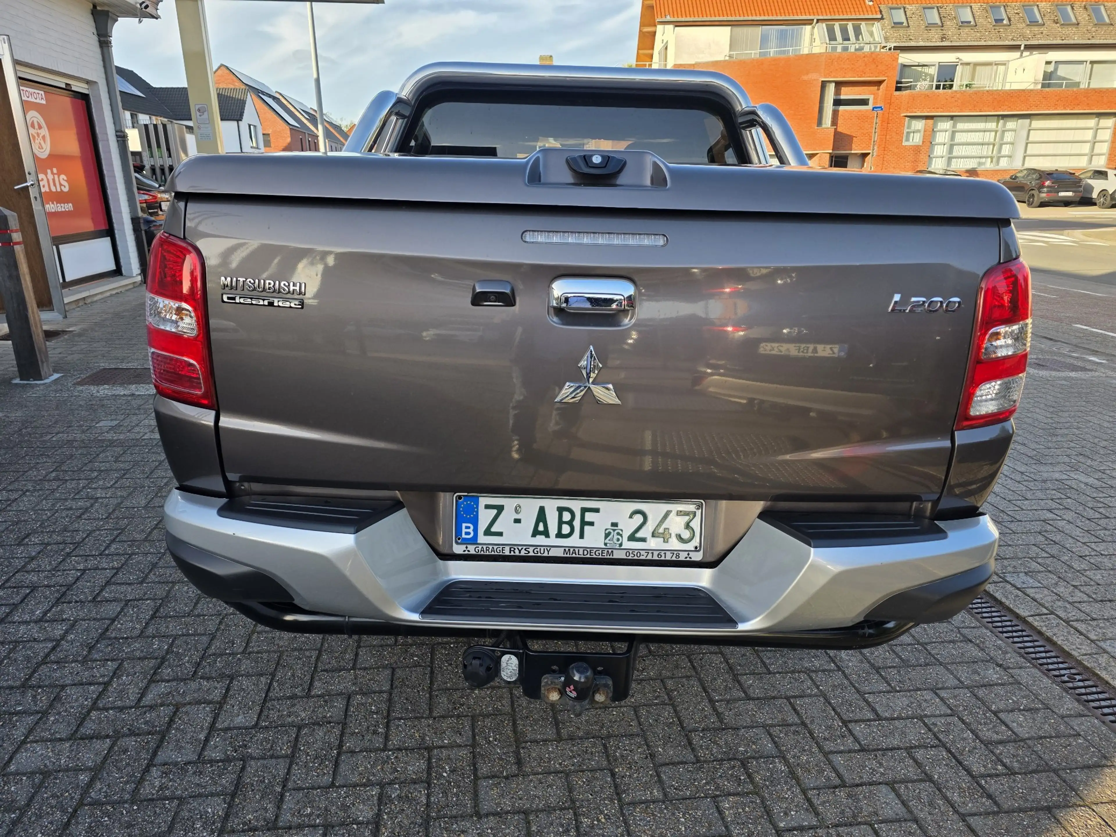 Mitsubishi L200 L 200 2.4 DI-D 4WD Intense — photo 5