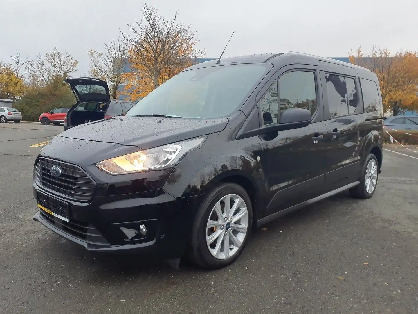 Ford Grand Tourneo Connect Trend Kamera PDC 7 Sitze crna - 2