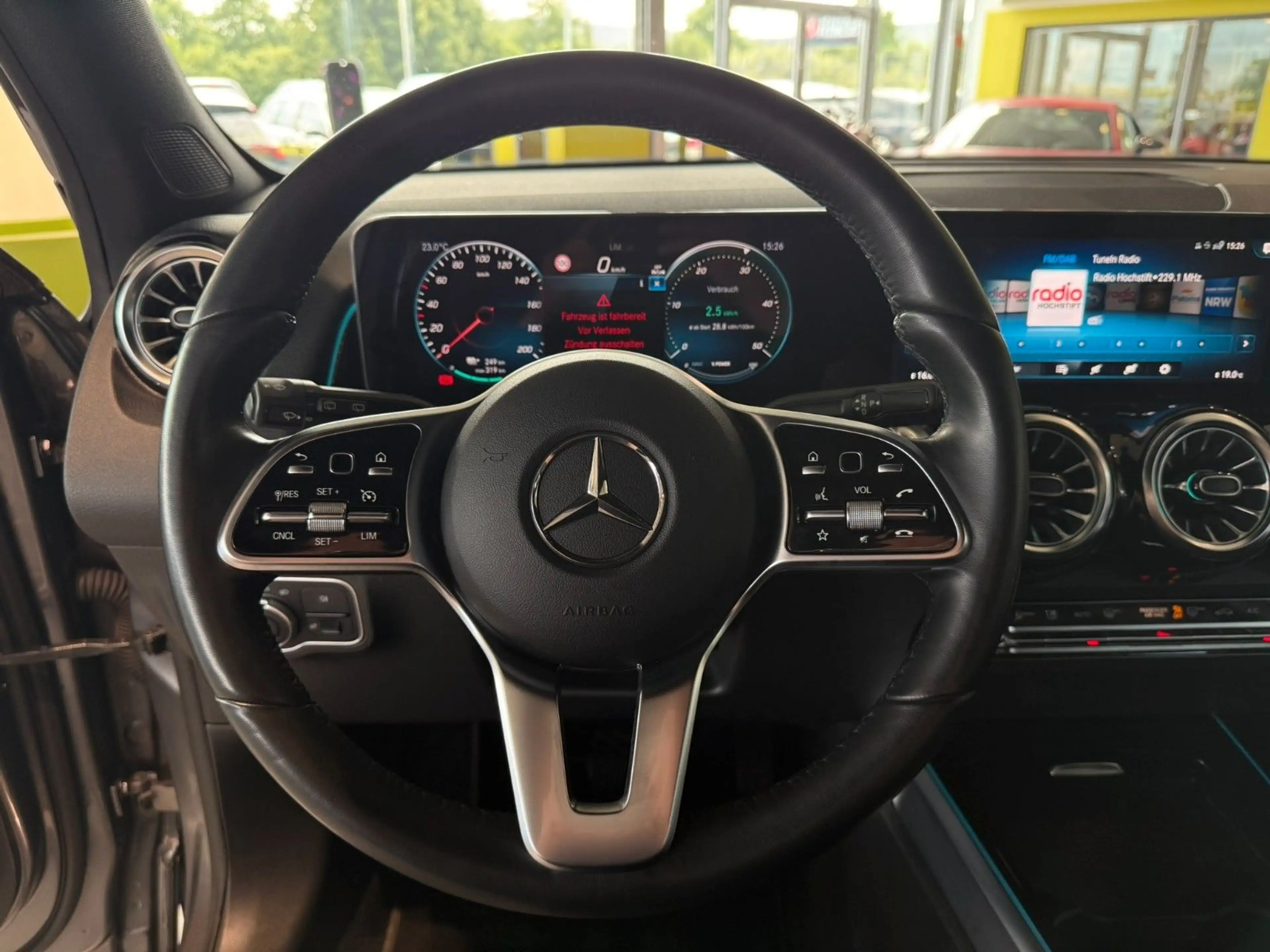 Mercedes-Benz EQB 250 Ambiente*Keyless*CarPlay*Tempomat* — photo 14
