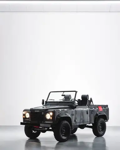 Land Rover Defender 90 V8 Einzelstück Ansicht 2