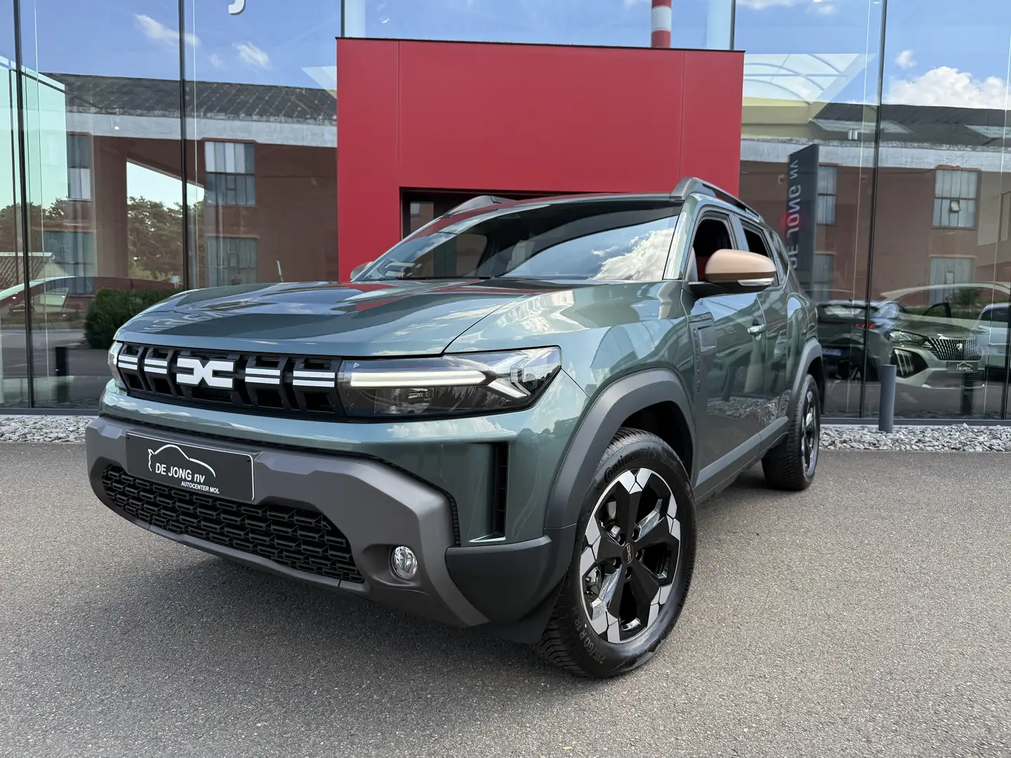 Dacia Duster TCe 130 4x4 Extreme SHOWROOMSTAAT - 1