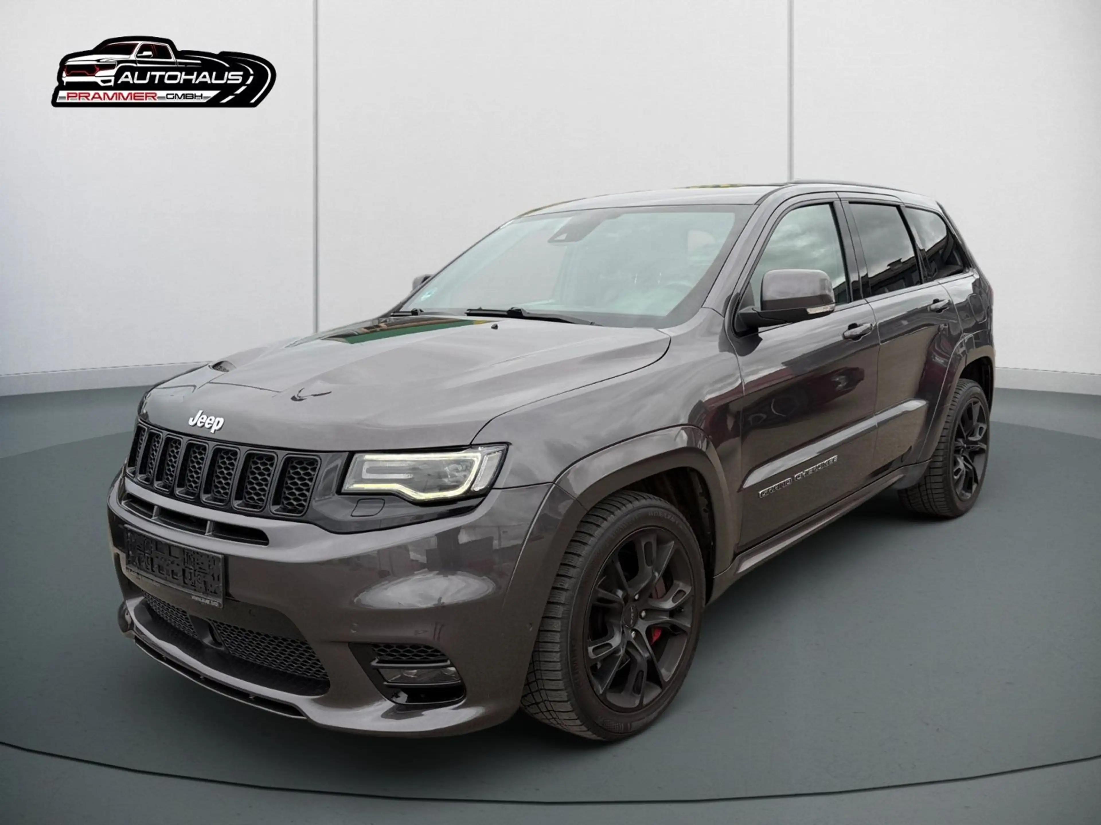 Jeep Grand Cherokee 6.4 SRT