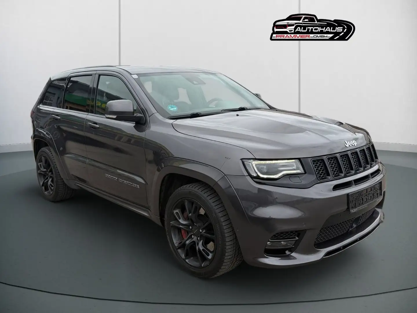 Jeep Grand Cherokee 6.4 SRT Silber - 2