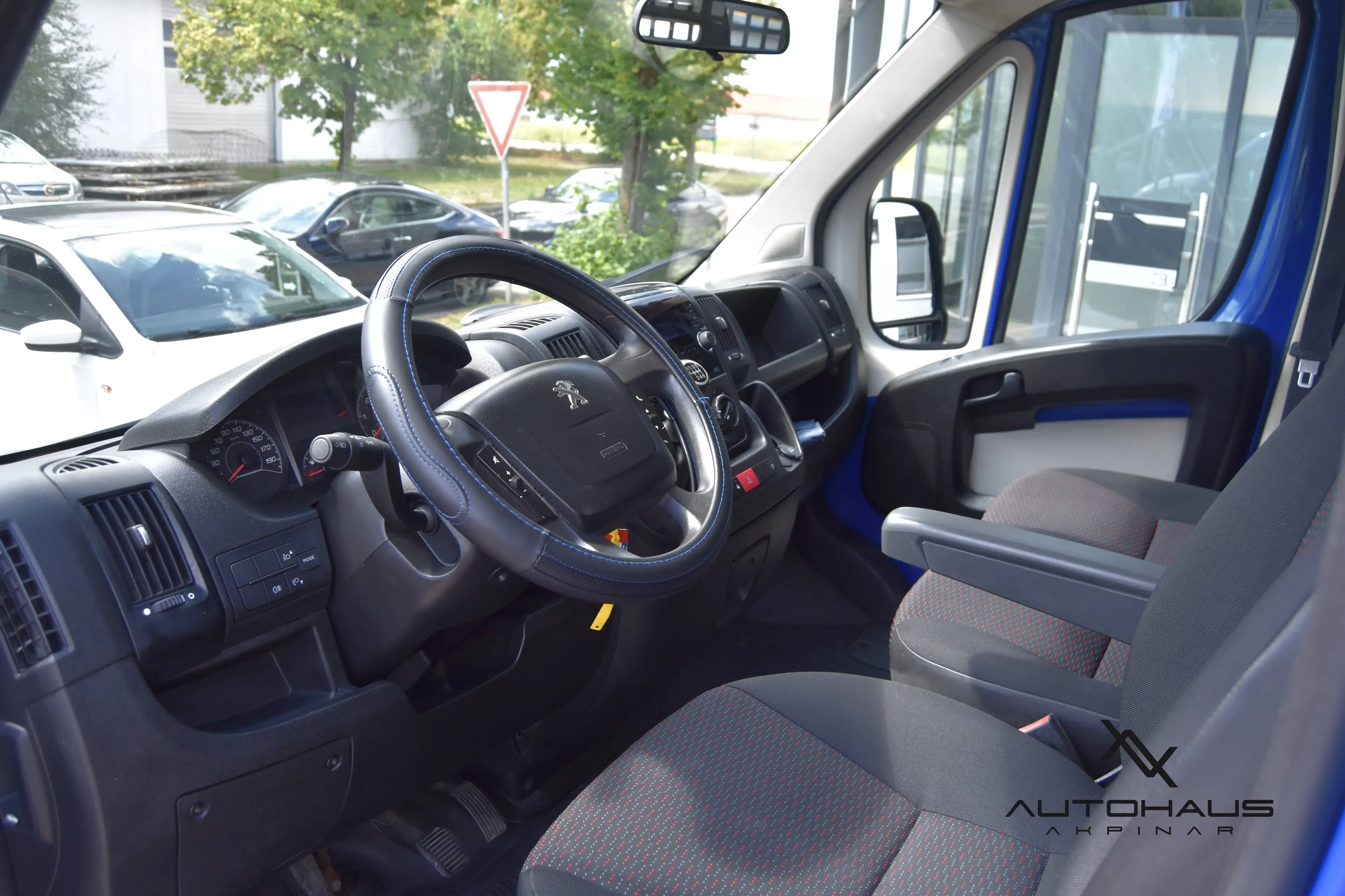 Peugeot Boxer 330 L1 HDi 110.~SERVICE.~TÜV.~BLUETOOTH.~SCHECKHEFT — photo 2