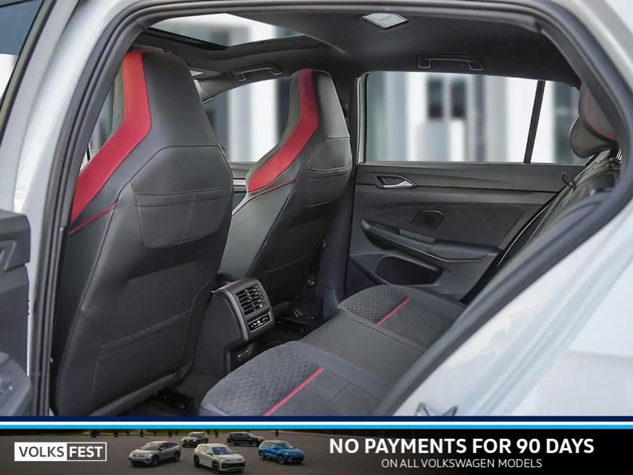 Volkswagen Golf GTI снимка Volkswagen Golf GTI