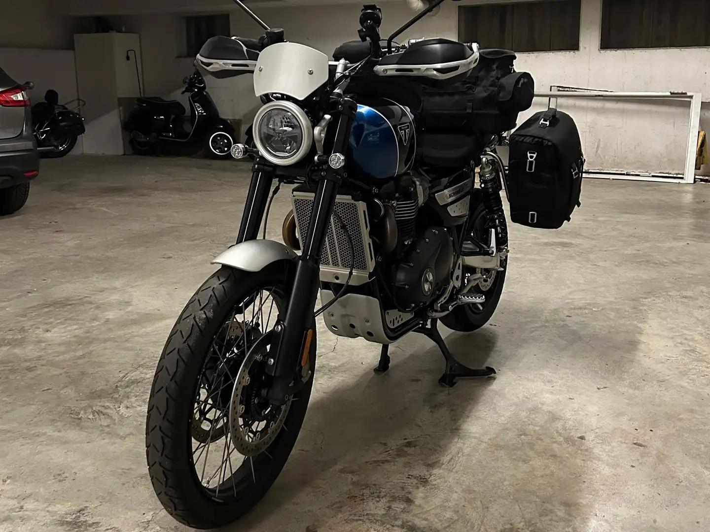Triumph Scrambler Scramble 1200 XC Blauw - 1