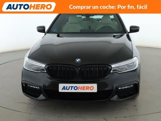 BMW 5 Series view 9