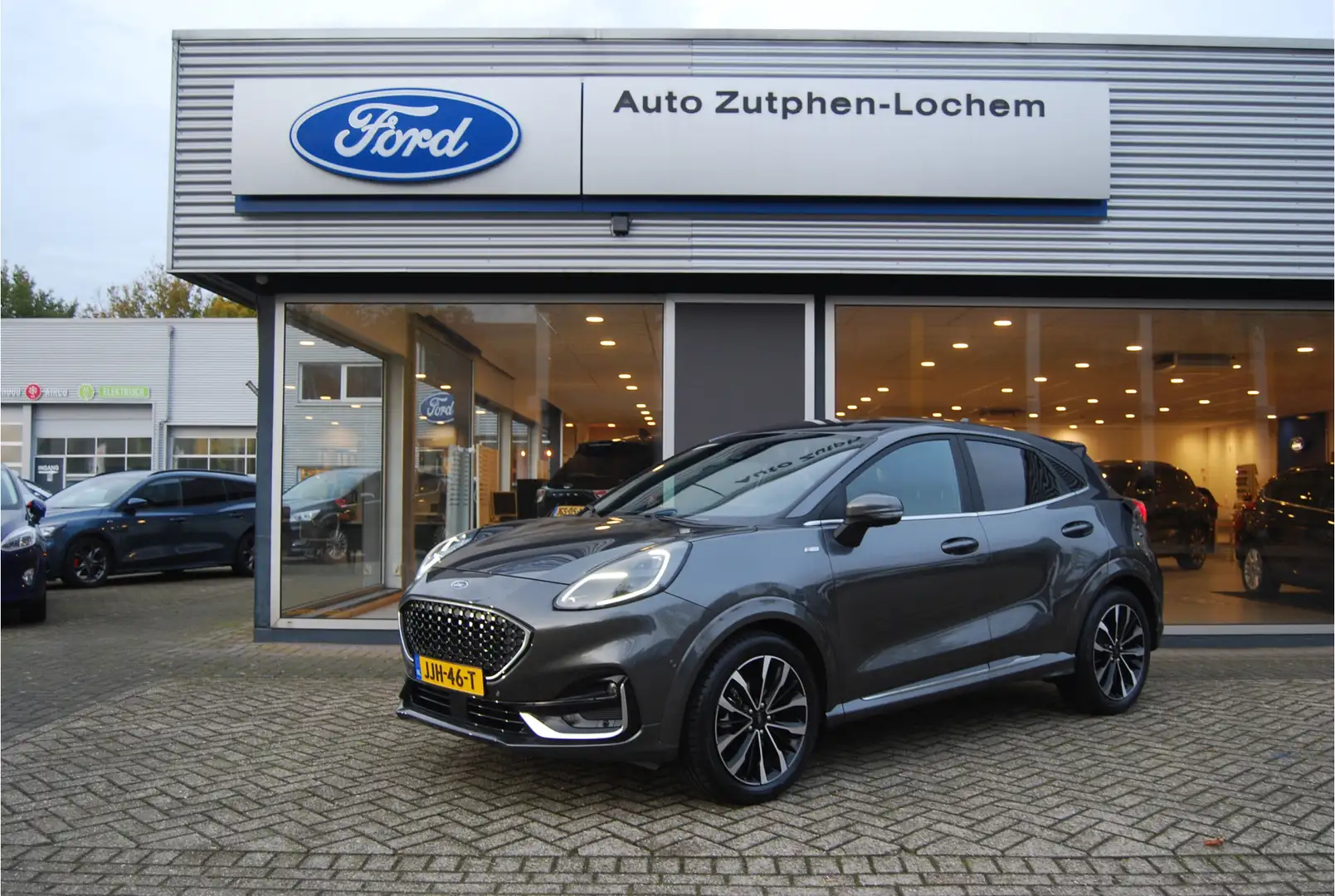 Ford Puma 1.0 EcoBoost Hybrid 155PK ST-Line X Vignale Automa Grijs - 1