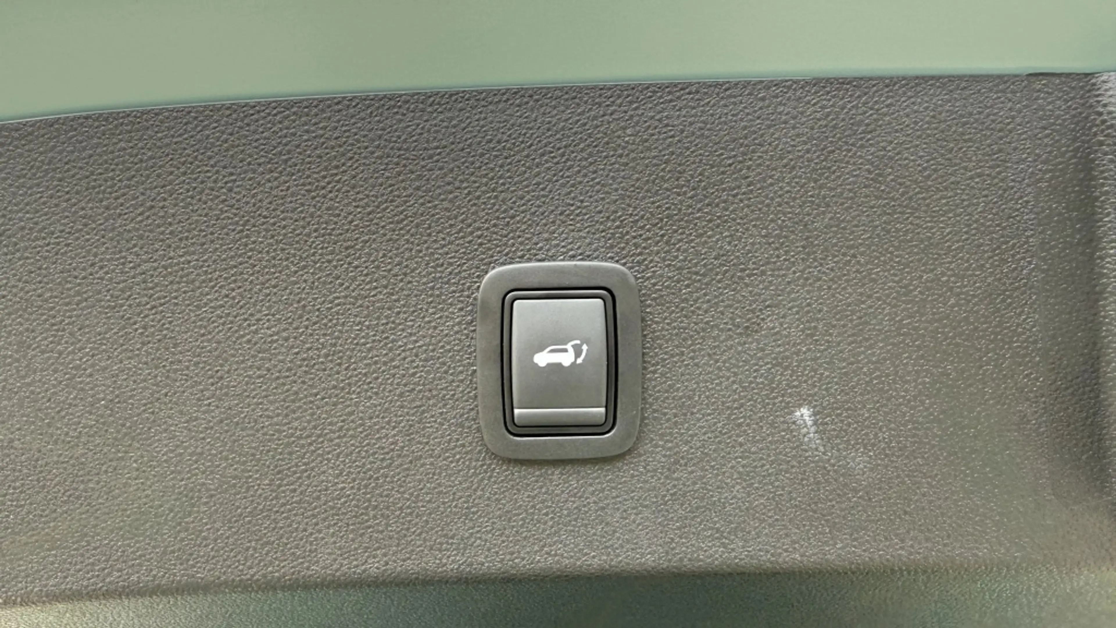 Renault R 4 Comfort Range Techno 52 kWh — photo 8