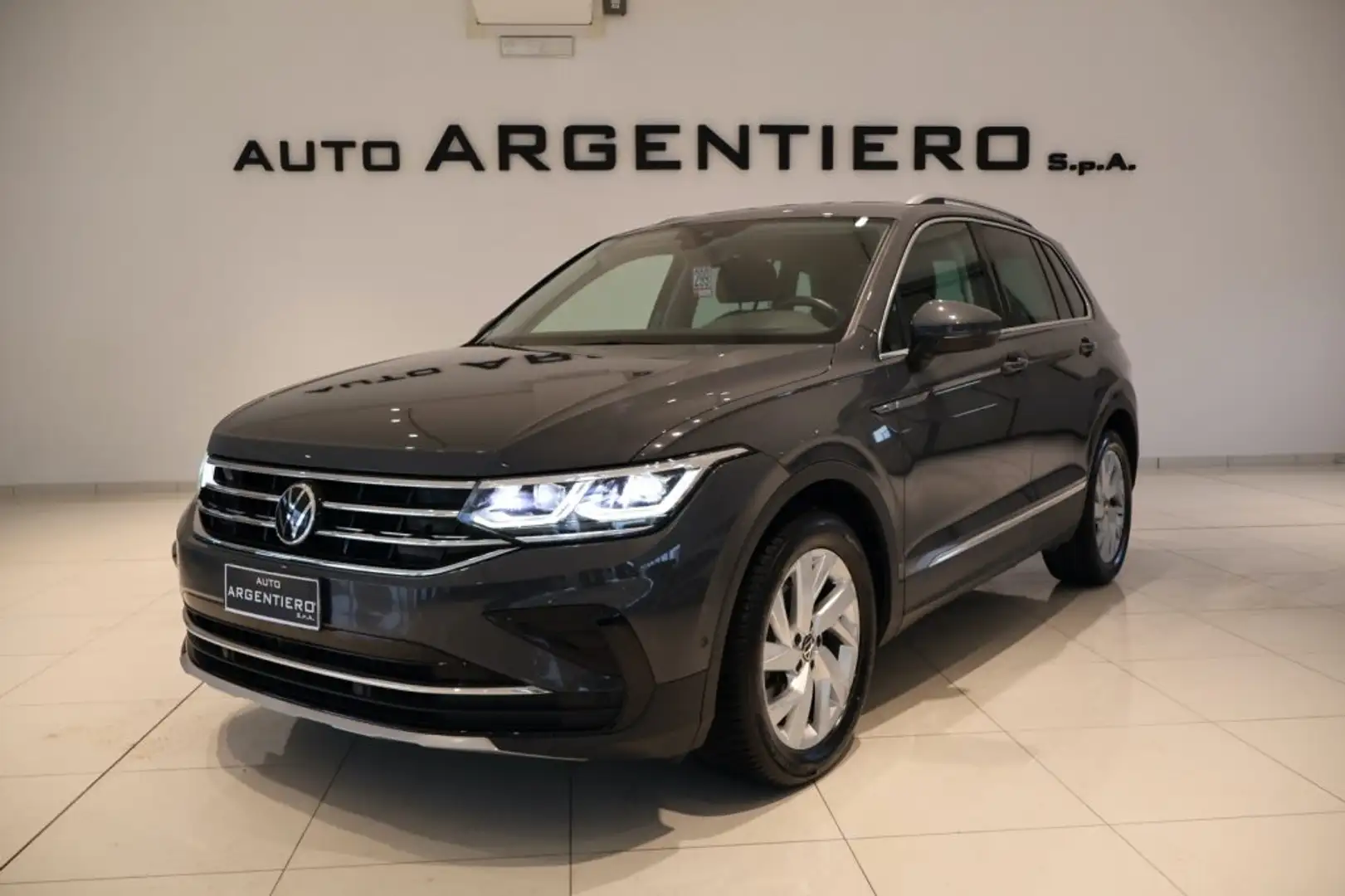 Volkswagen Tiguan 2.0 TDI 150 CV SCR DSG Elegance MATRIX TELECAMERA Grigio - 1