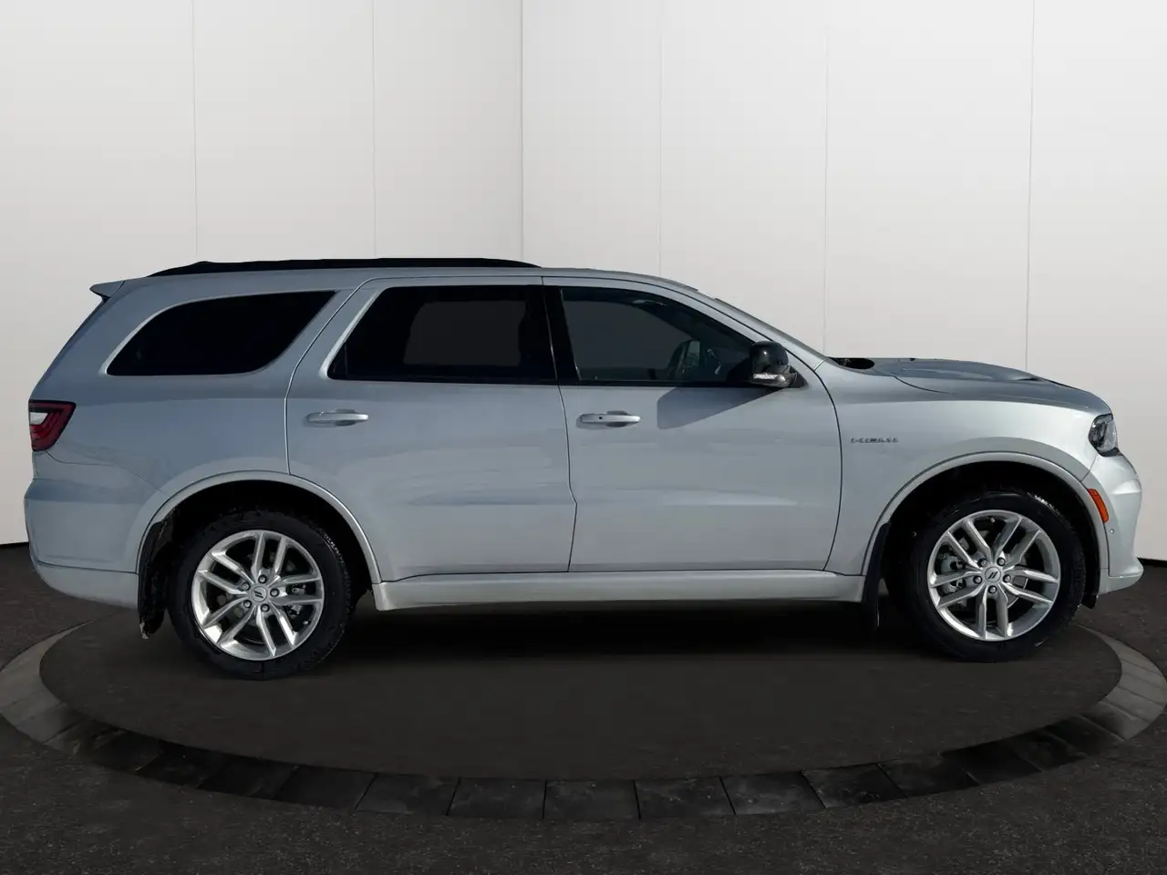 Dodge Durango снимка Dodge Durango