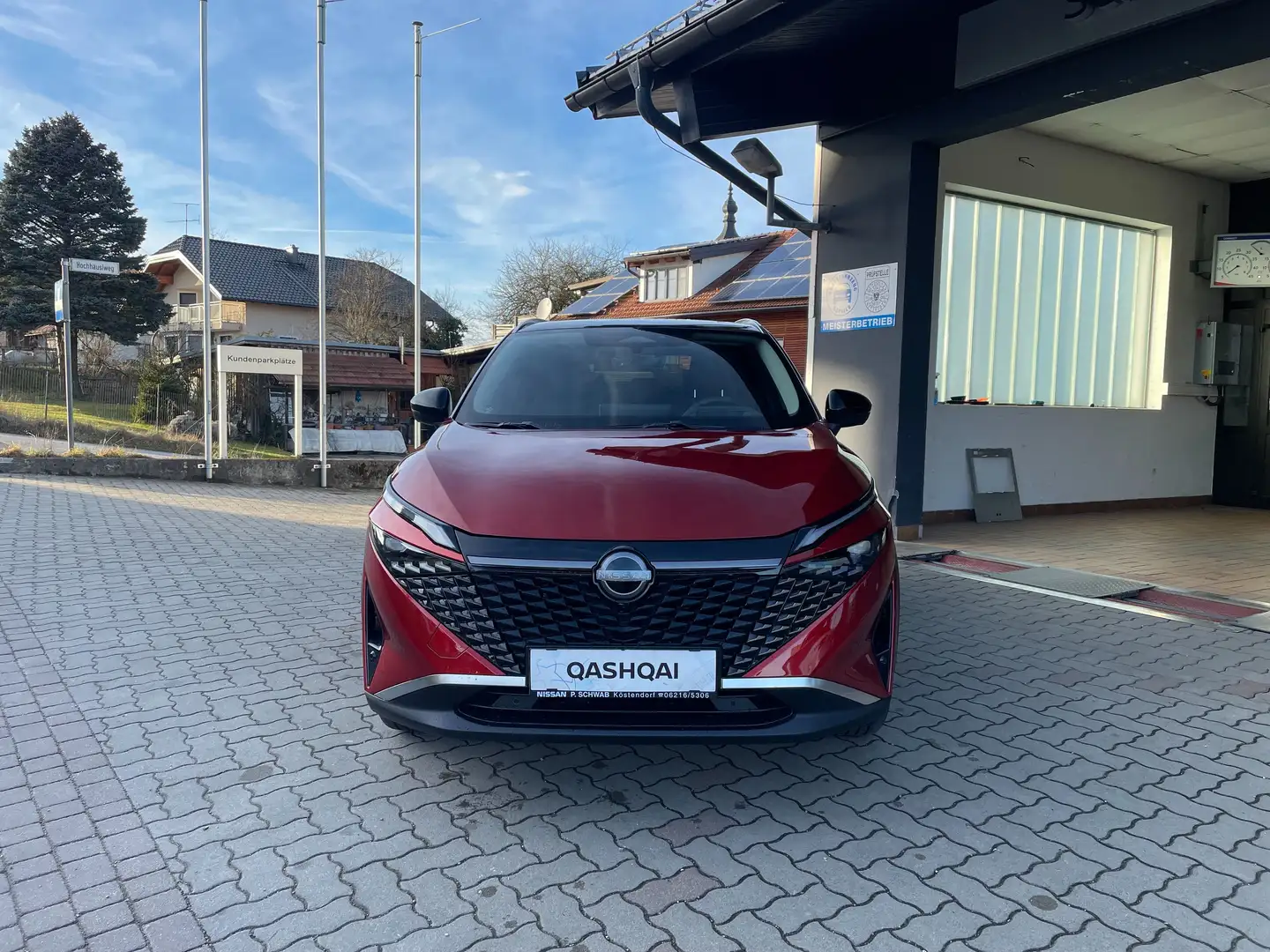 Nissan Qashqai 1,3 DIG-T MHEV N-Connecta+ Aut. Rot - 2