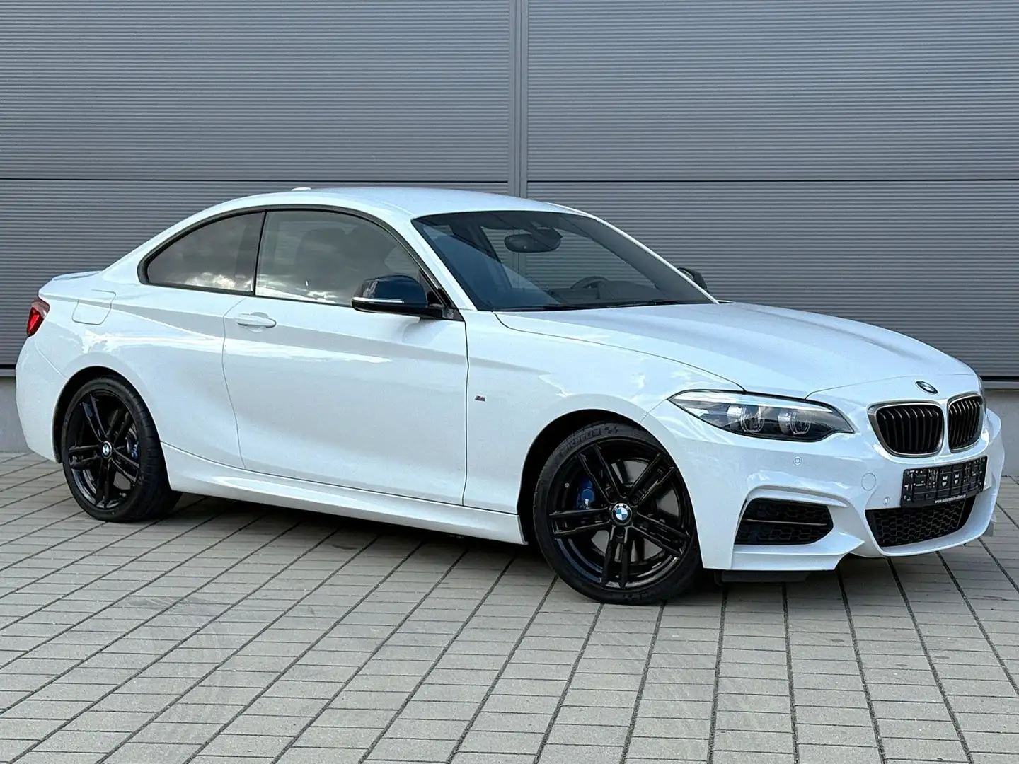 BMW M2 40 i Coupe B58M*Kamera*DrivAss*NaviProf*LED* Weiß - 2
