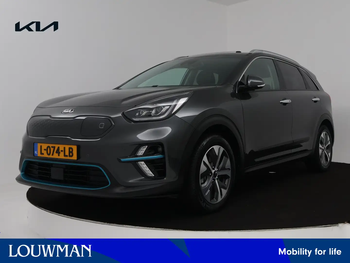 Kia e-Niro DynamicPlusLine 64 kWh | Schuif/kanteldak | Apple Gris - 1