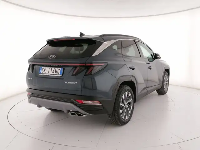 Hyundai Tucson view 2