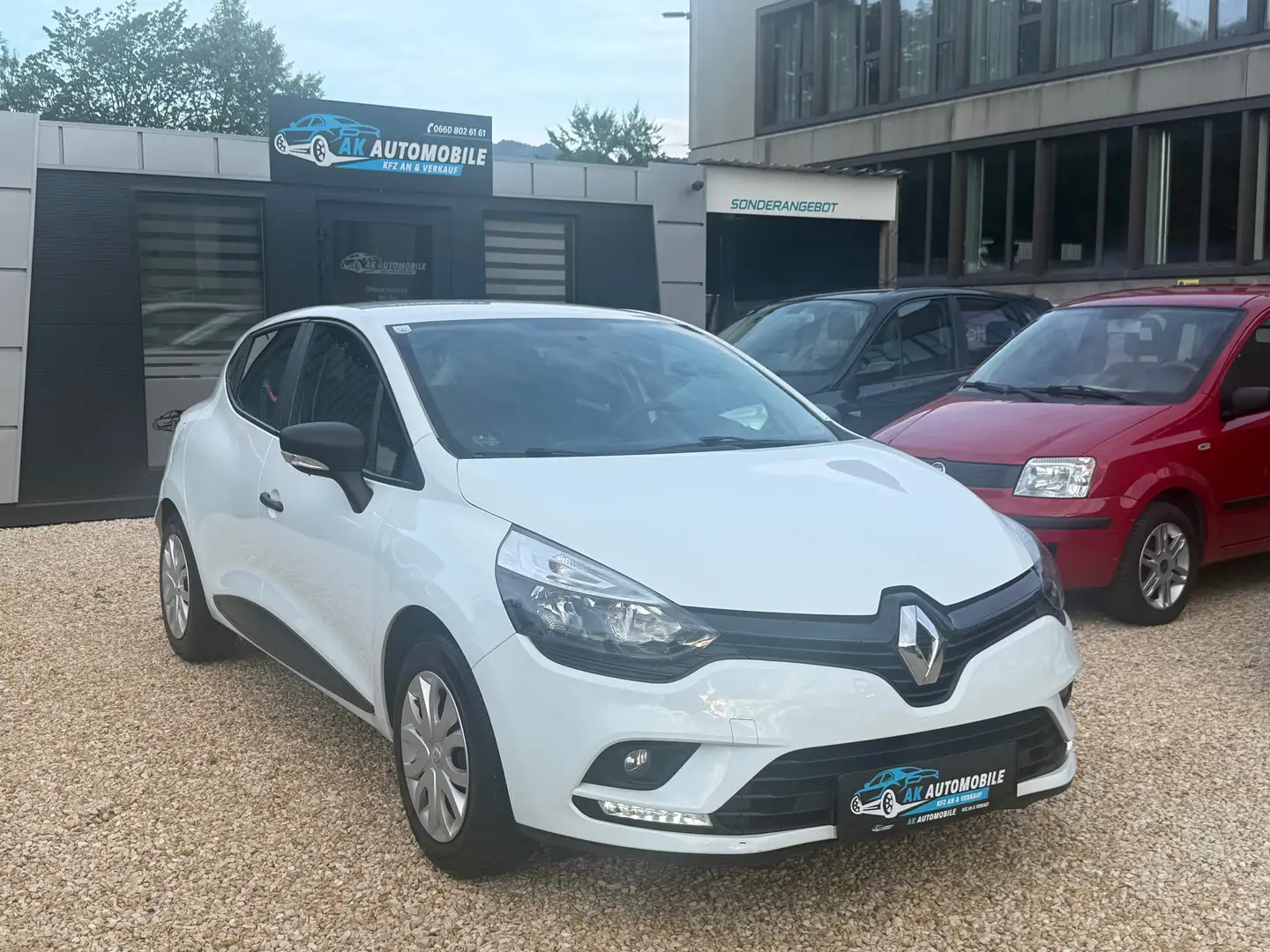 Renault Clio Expression - 1