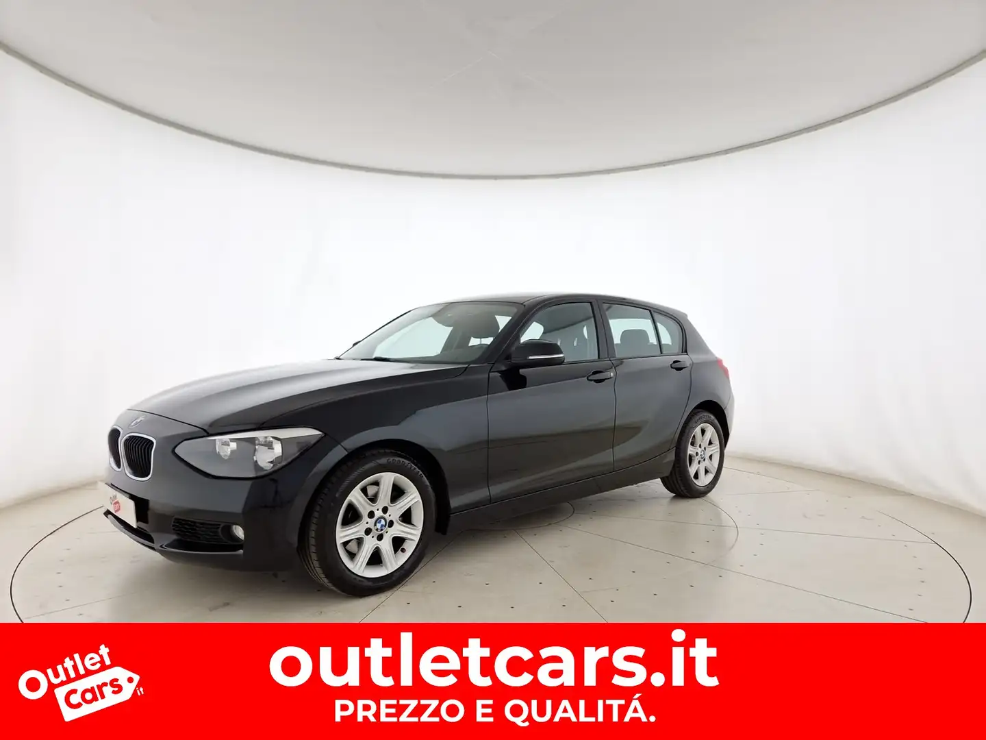 BMW 120 120d 5p urban Black - 1