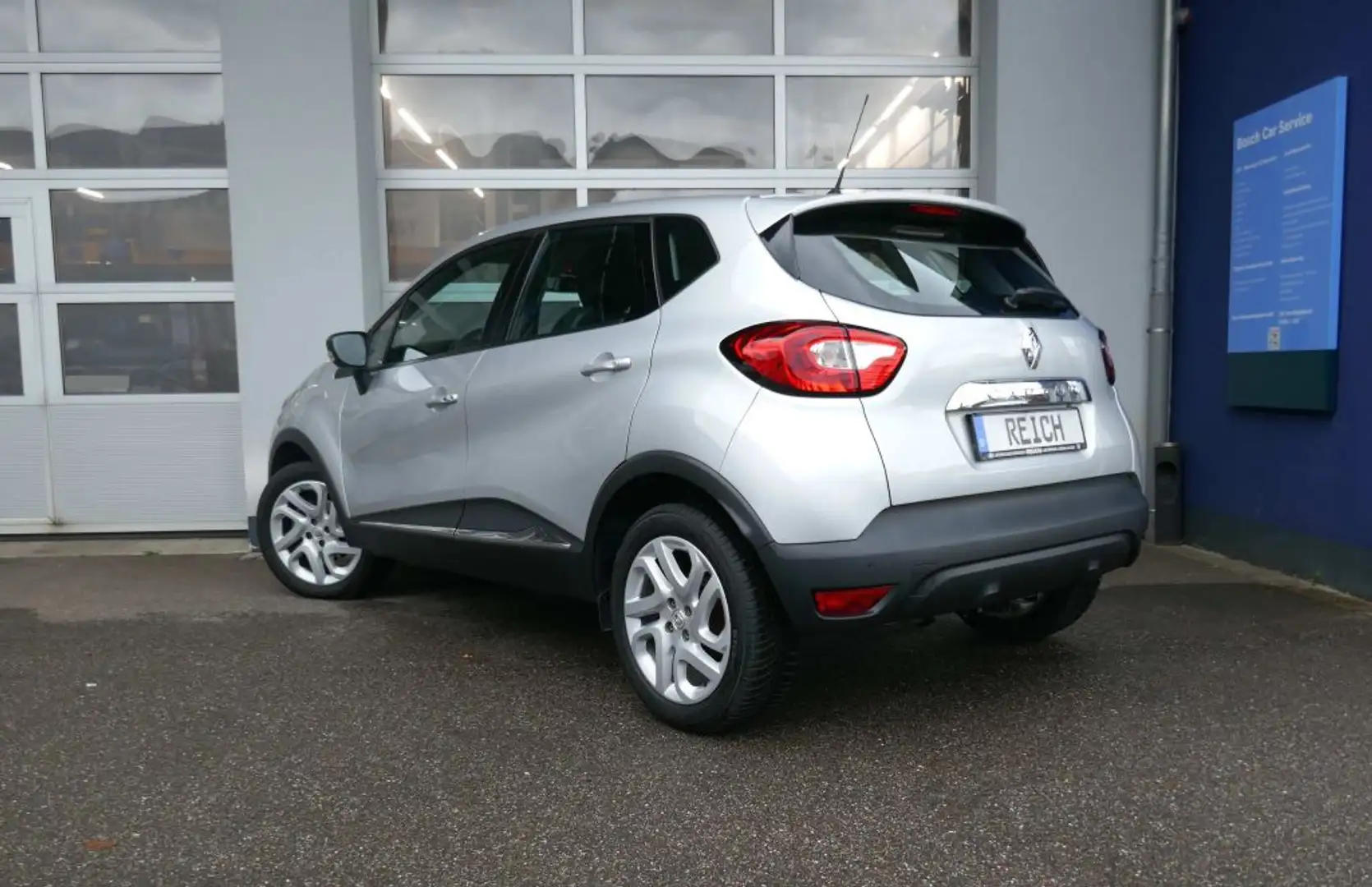 Renault Captur ENERGY TCe 120 EDC Experience NAVI AHK Argent - 2