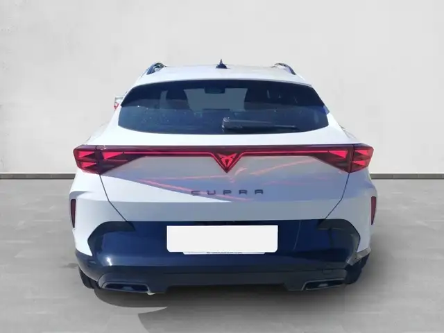 Cupra Formentor view 6