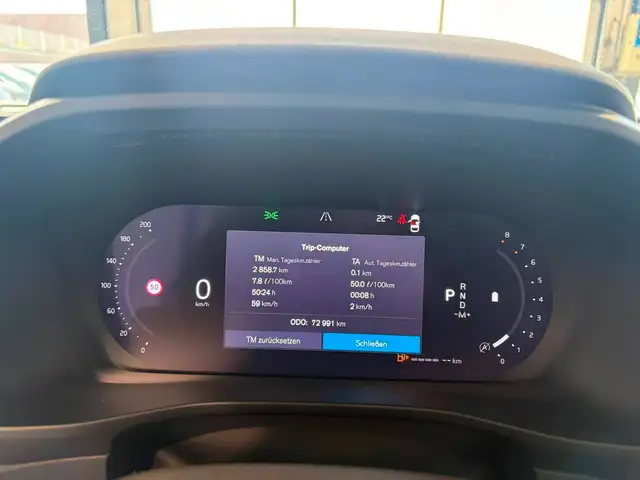 Volvo XC40 view 7