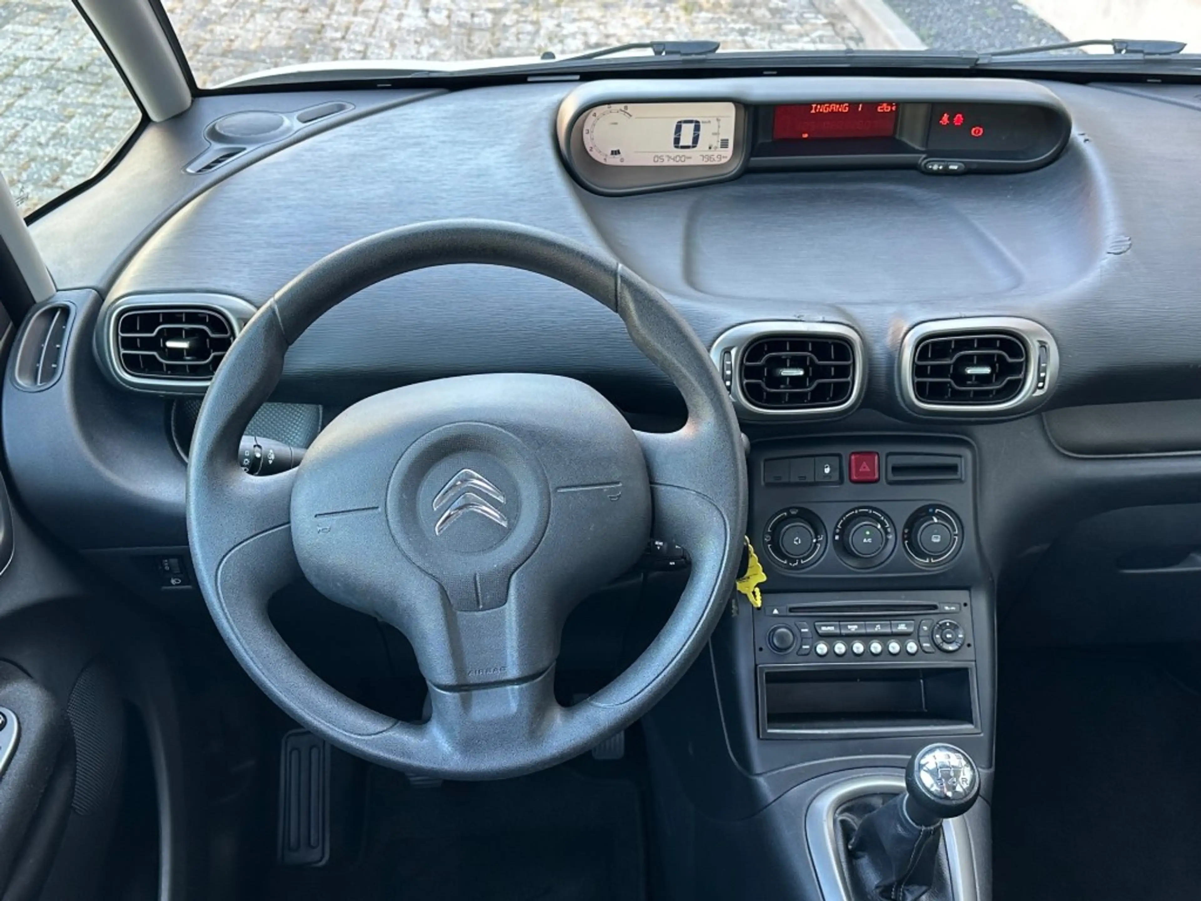 Citroen C3 Picasso 1.4 VTI ATTRACTION AIRCO !! LAGE KM !! — photo 9