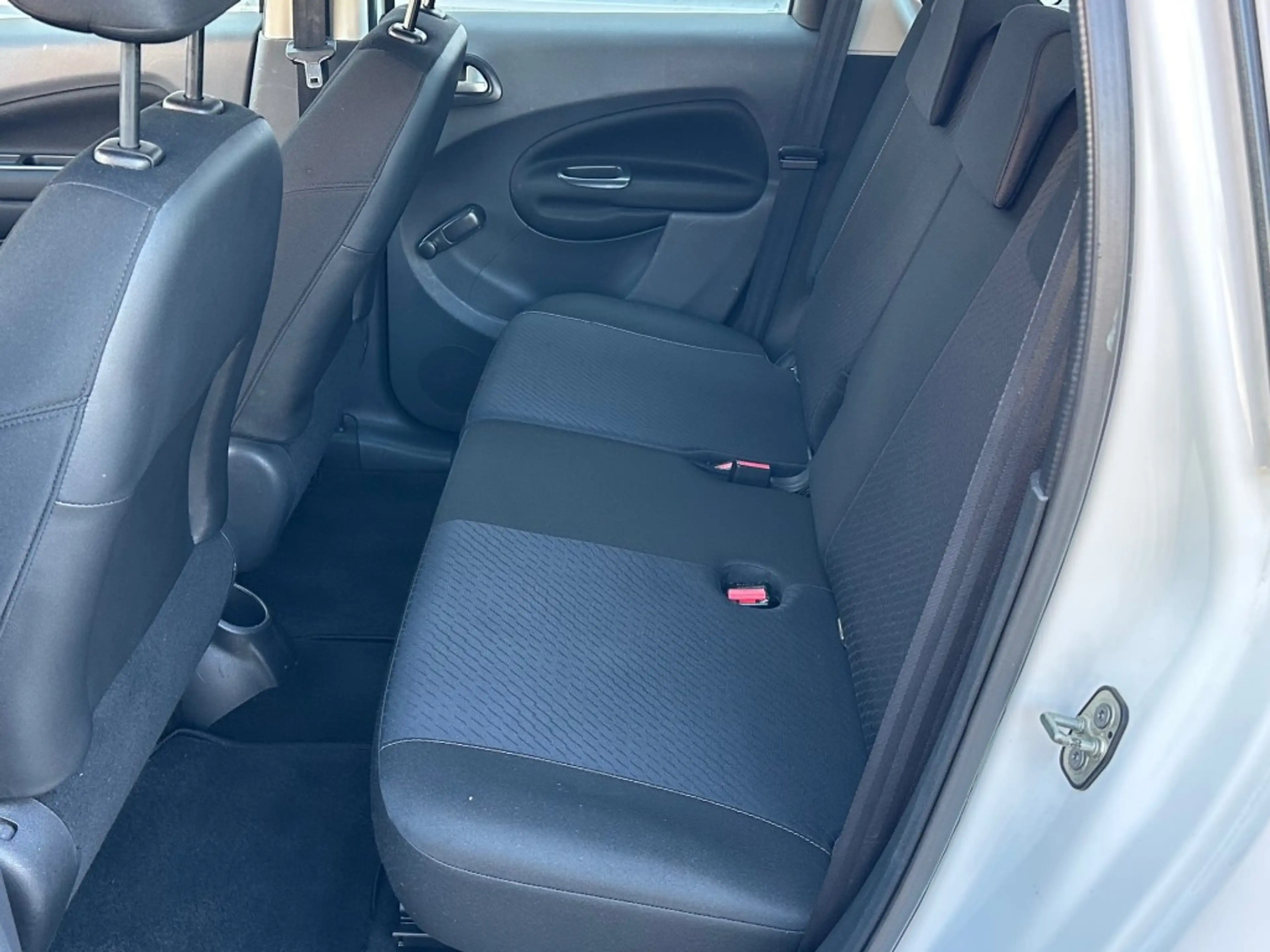Citroen C3 Picasso 1.4 VTI ATTRACTION AIRCO !! LAGE KM !! — photo 7