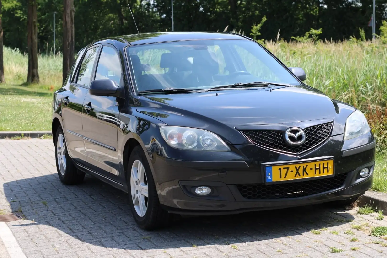 Mazda 3 1.6 Exclusive - 1