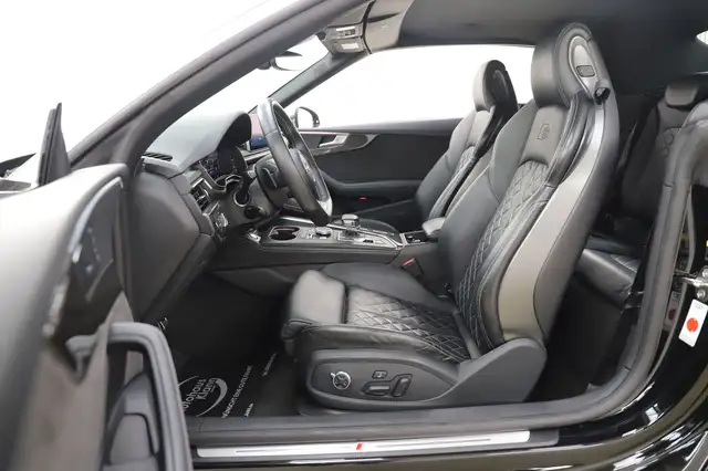 Audi S5 view 12
