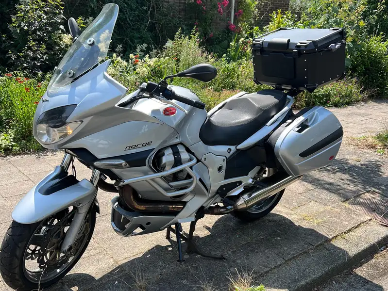 Moto Guzzi Norge 1200