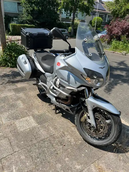 Moto Guzzi Norge 1200 - foto 4