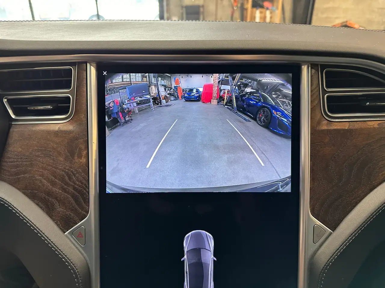 Tesla Model S снимка Tesla Model S