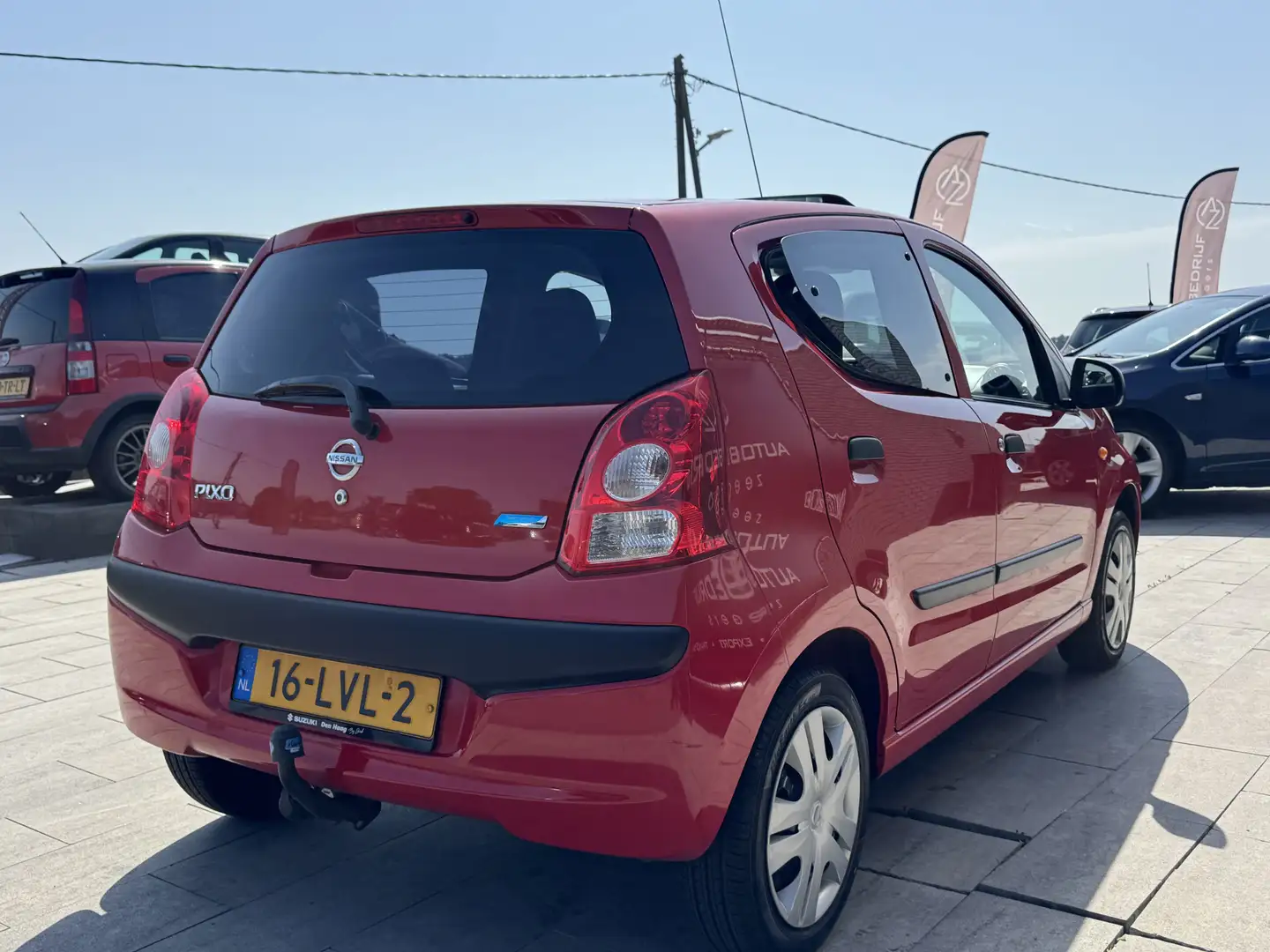Nissan Pixo 1.0 Visia *Nieuwe APK* Rood - 2