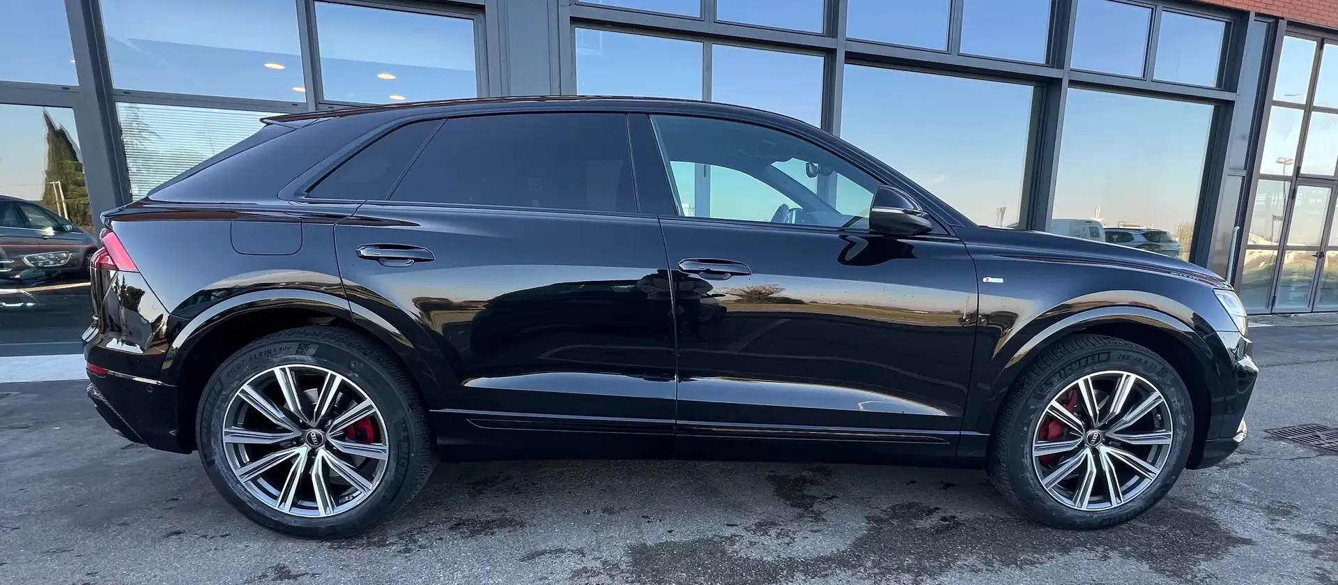 Audi Q8 L55 3.0 tfsi mhev Sport quattro tiptronic Negro - 2
