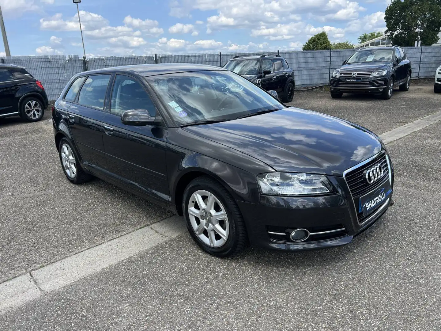 Audi A3 II 1.8 TFSI 160ch S tronic 7 Clim Régulateur 72,000Kms Schwarz - 2