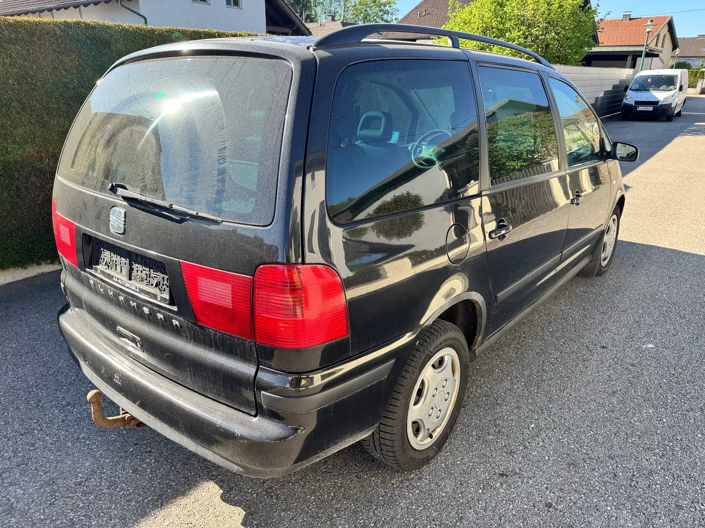 SEAT Alhambra family 1,9 TDI Schwarz - 2