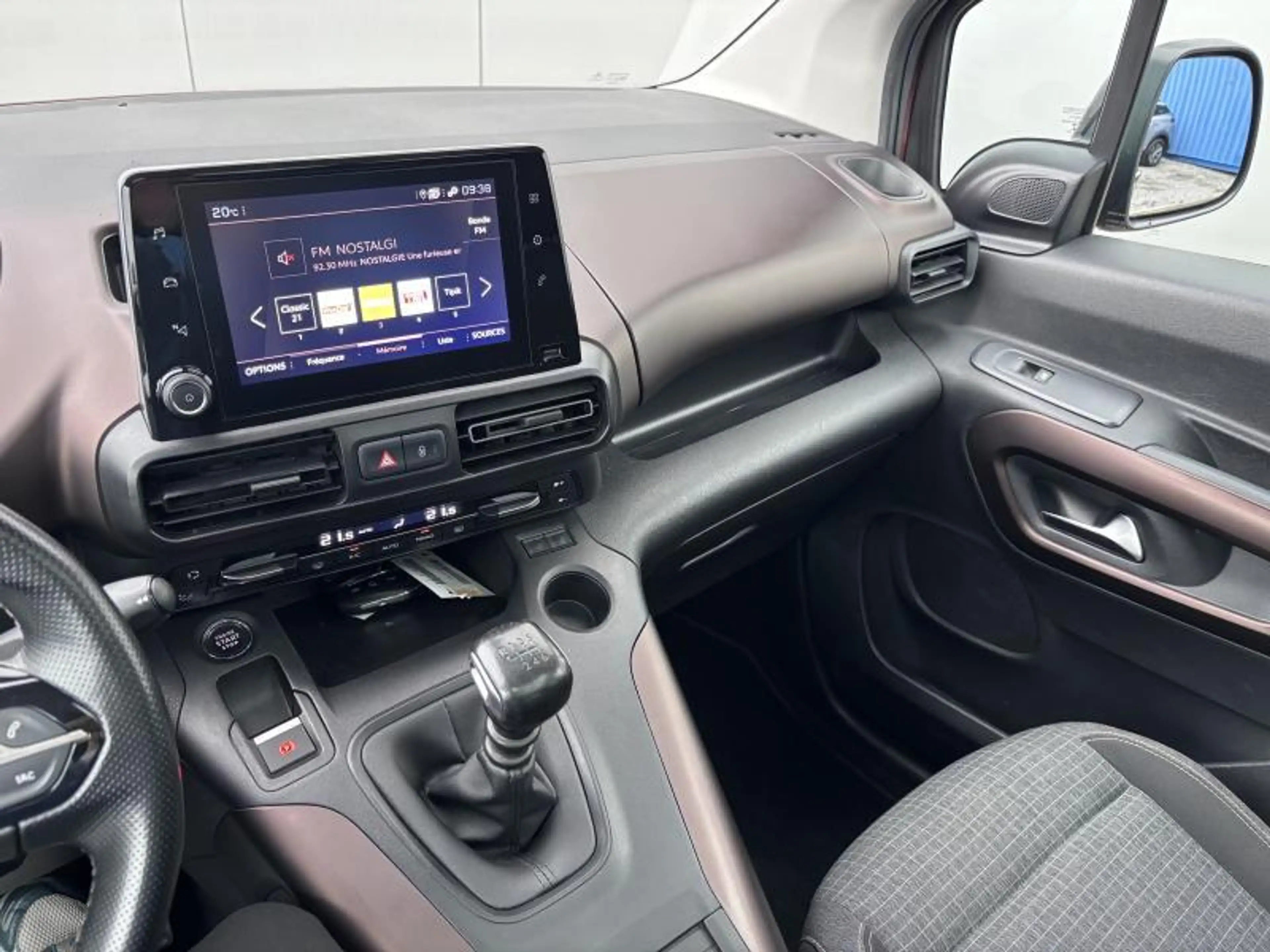 Peugeot Rifter GT — photo 15