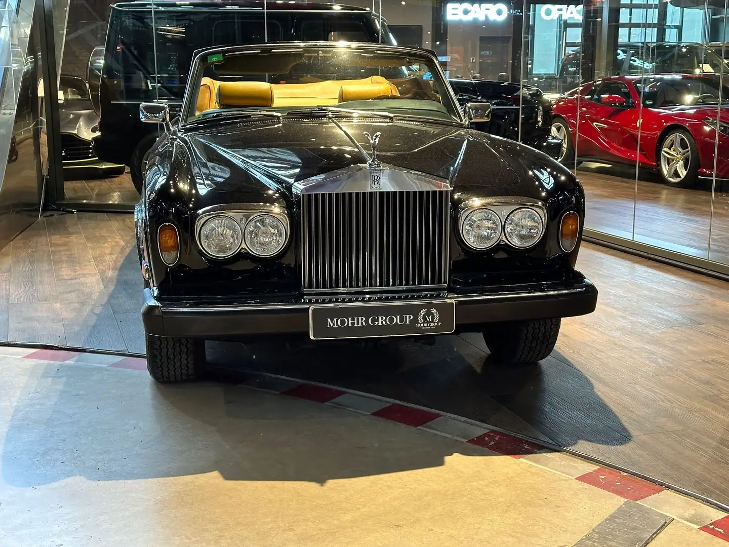 Rolls-Royce Corniche 1 Чорний - 2