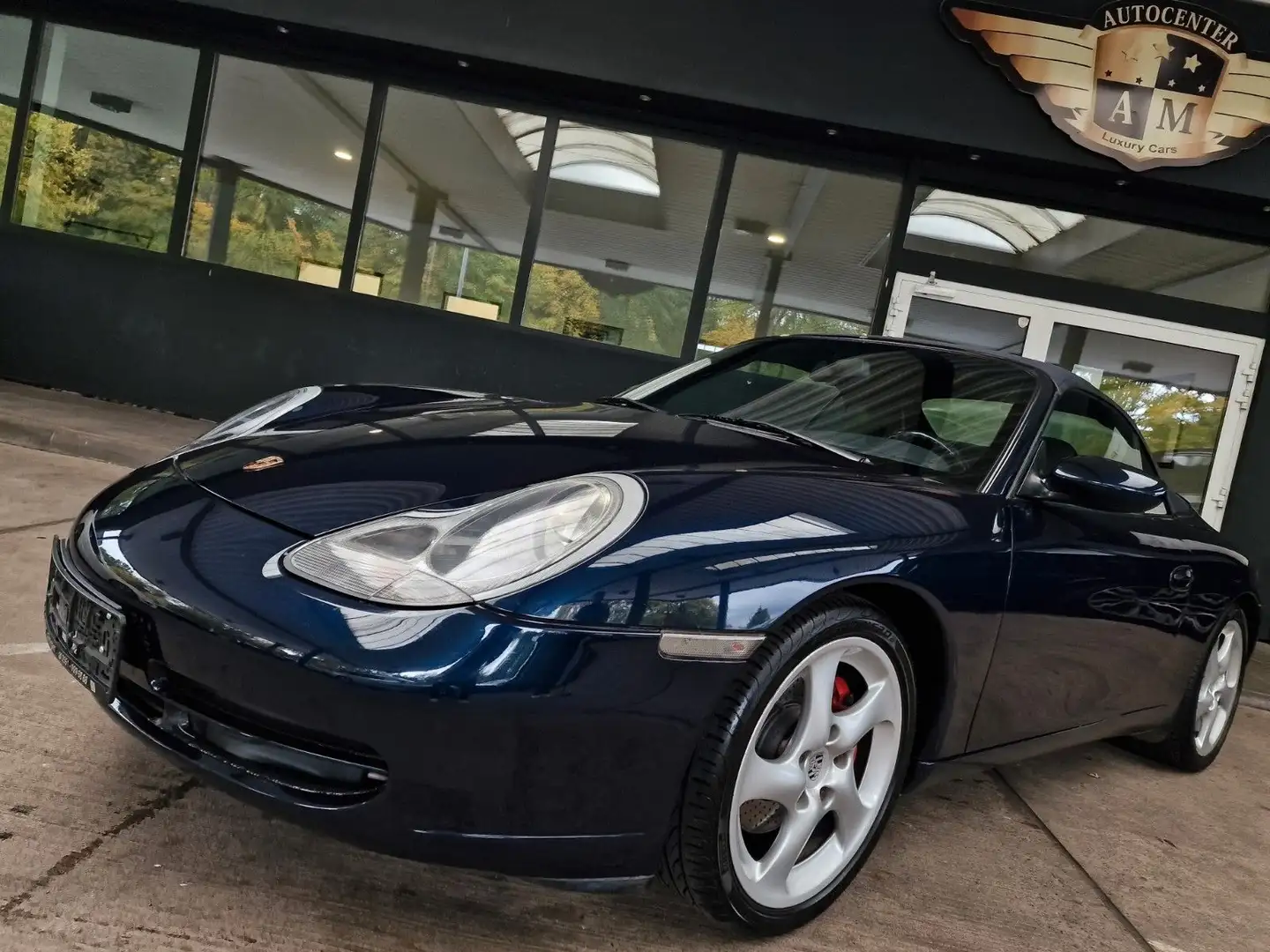 Porsche 996 (911) Cabriolet Carrera Automatik Modrá - 2