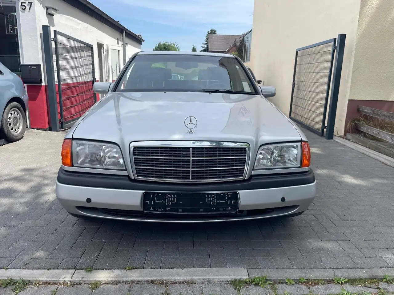 Mercedes-Benz C 180 C-Klasse Classic Klima Schiebedach TÜV NEU, foto 6