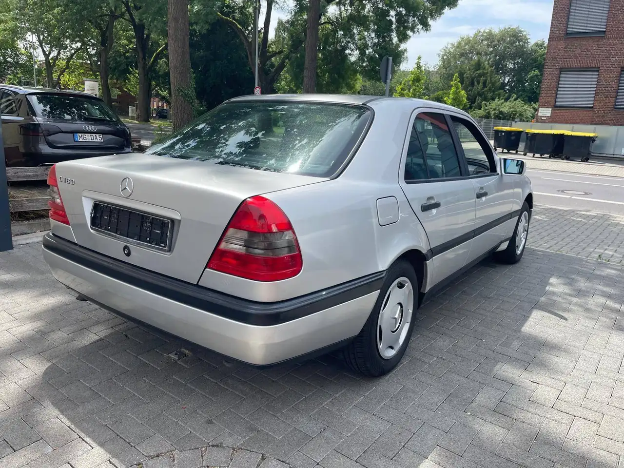 Mercedes-Benz C 180 C-Klasse Classic Klima Schiebedach TÜV NEU, foto 2