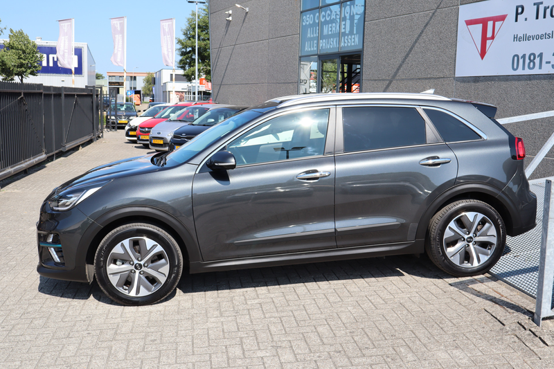 Kia e-Niro ExecutiveLine 64 kWh Panoramadak/Verwarmbare & gev — photo 5