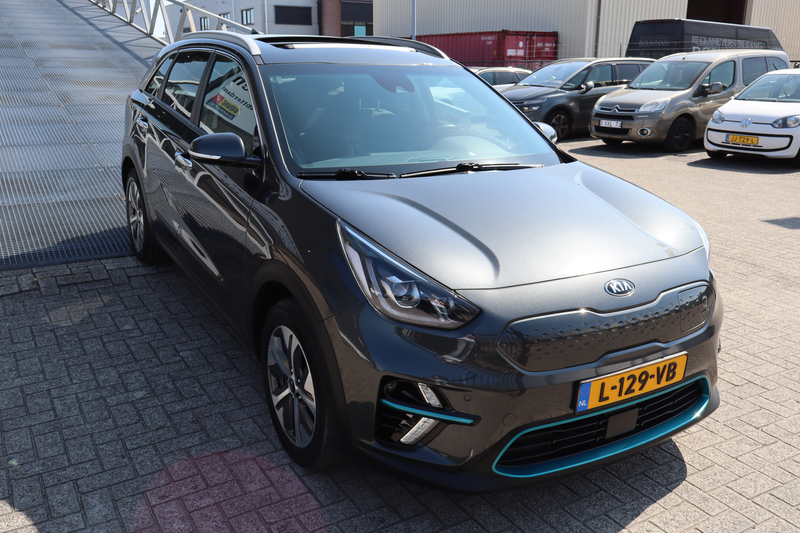 Kia e-Niro ExecutiveLine 64 kWh Panoramadak/Verwarmbare & gev — photo 8