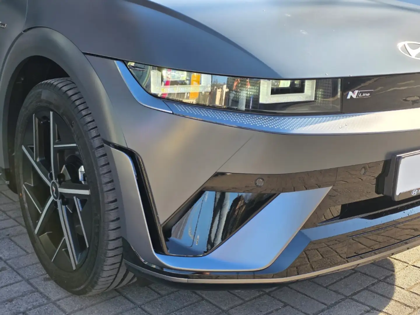 Hyundai IONIQ 5 84 kWh 2WD N LINE, Sitz-Paket, Matrix-LED, Kamera, Gris - 2
